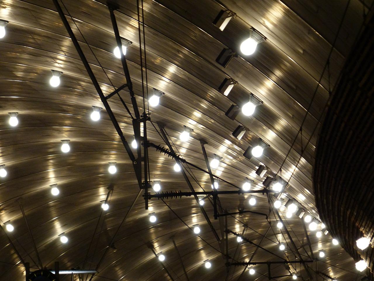 苹果7怎么开灯照明