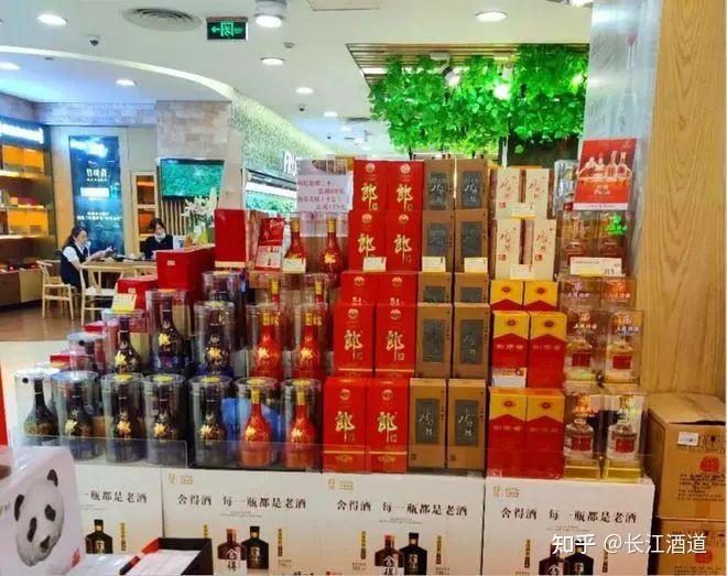 "今年整体受欢迎价格带在200元左右价格区间,尤其是五粮液浓香系列酒