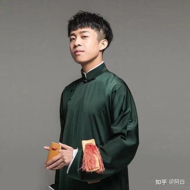 张九龄已经回归初心相声水平也更好混搭场也逐渐能够应付2019年对他们