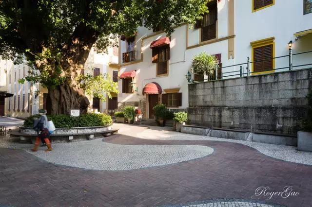 阿婆井广场亚婆井前地——来到了亚婆井前地,恍如置身欧洲大陆,因为亚