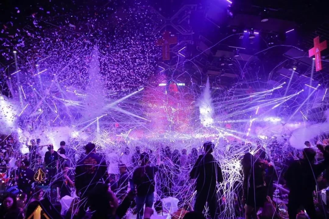 你们在蹦迪酒吧saas却在干这事儿