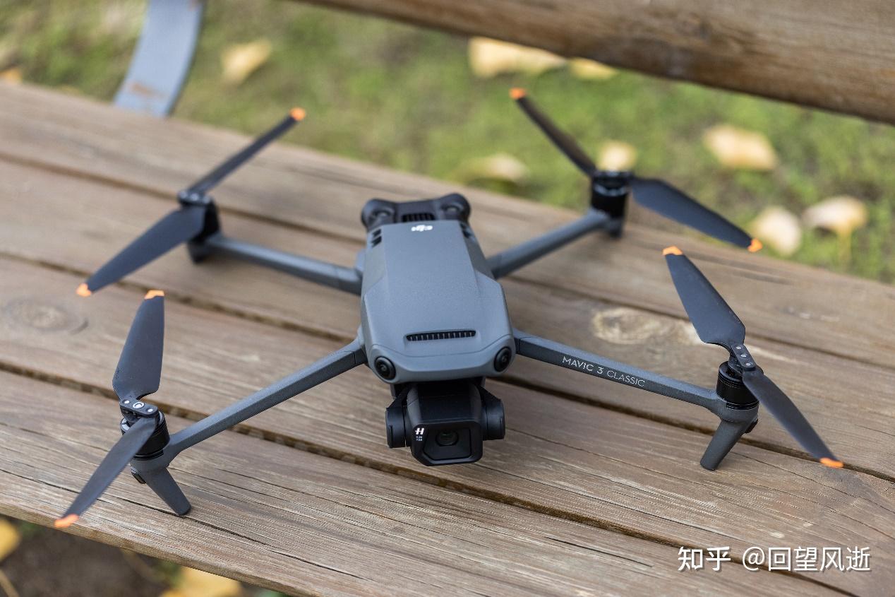 如何評價大疆最新發布的 dji mavic 3 classic 無人機,是否值得購買?