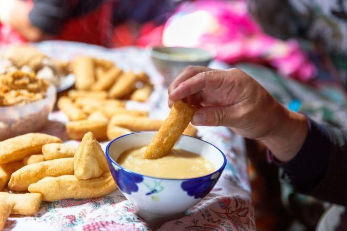 谢霆锋新疆人喊你来吃早饭