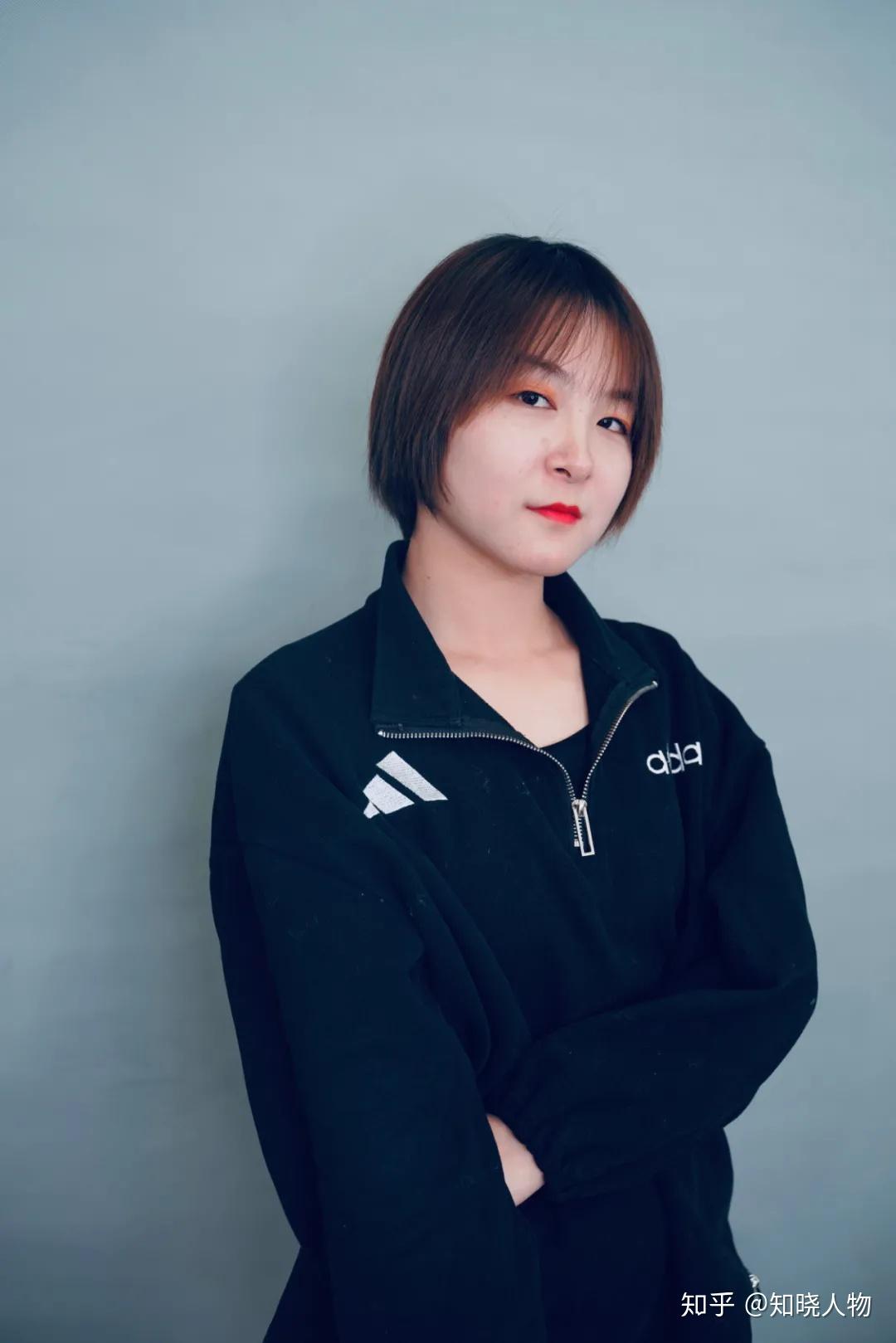 她过分的喜欢花花(华晨宇),微信昵称是华晨宇~东门二店 胡晴.