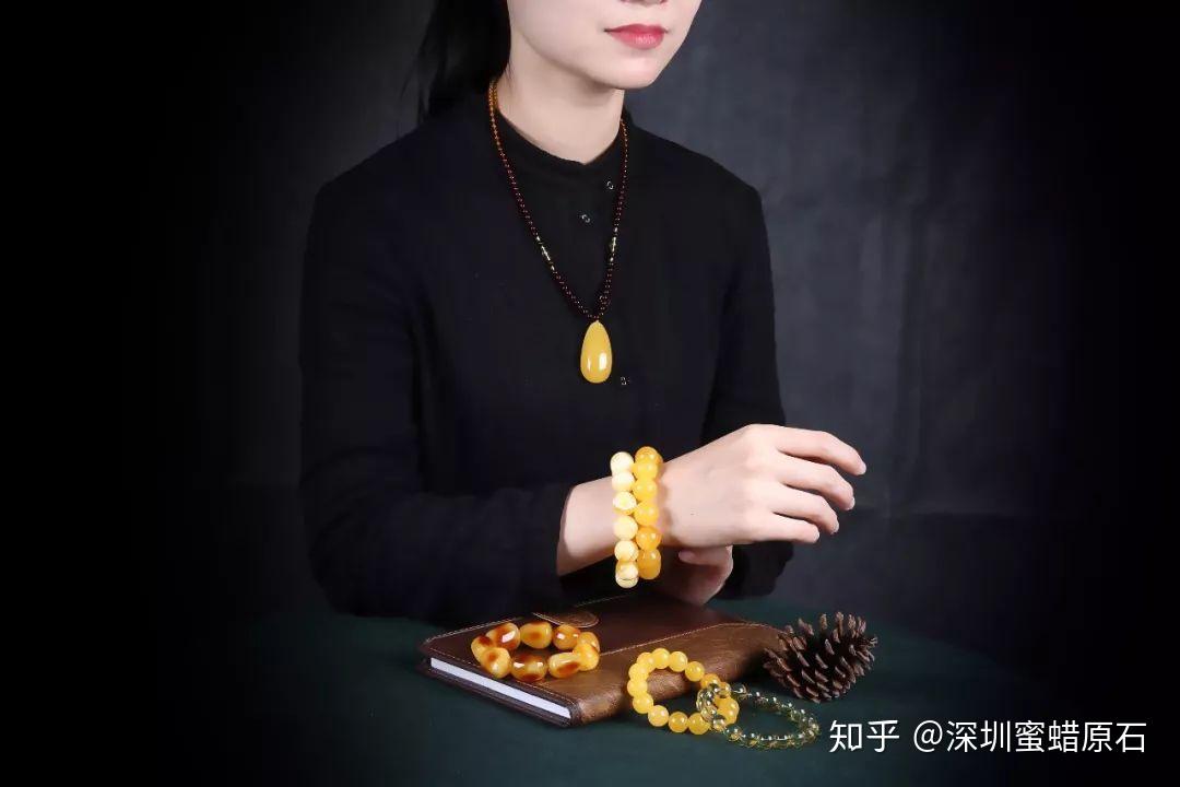 明星都扎堆买蜜蜡手串,竟然是因为这个. - 知乎