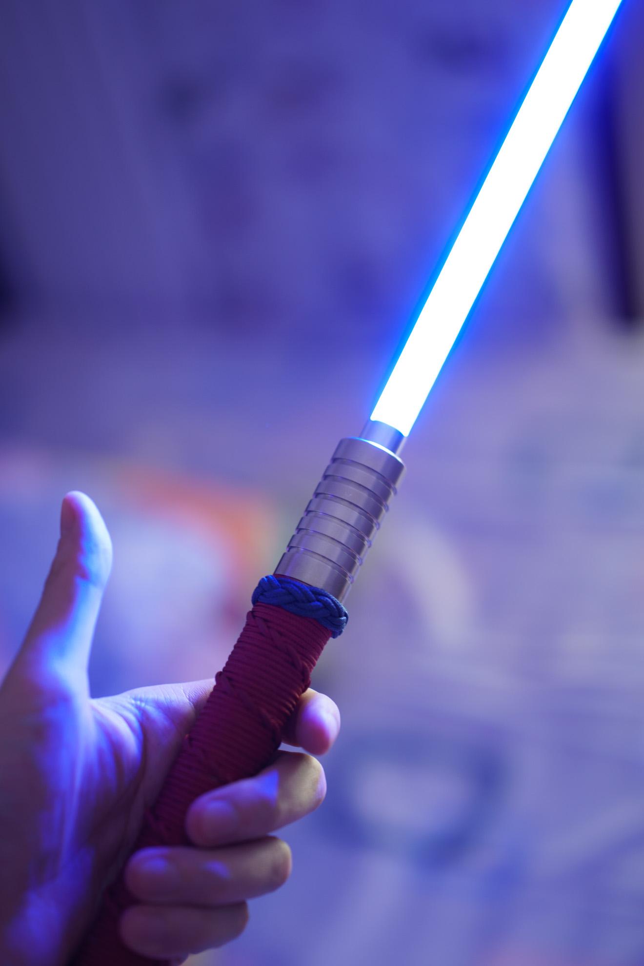 现实生活中真的有光剑吗