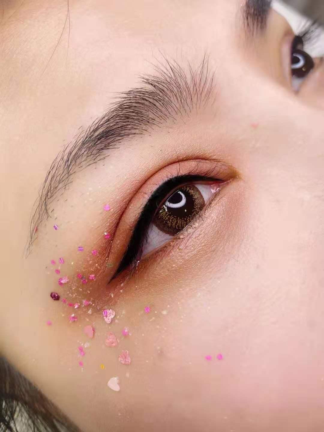 你见过的最好看的纹绣美甲图片有哪些