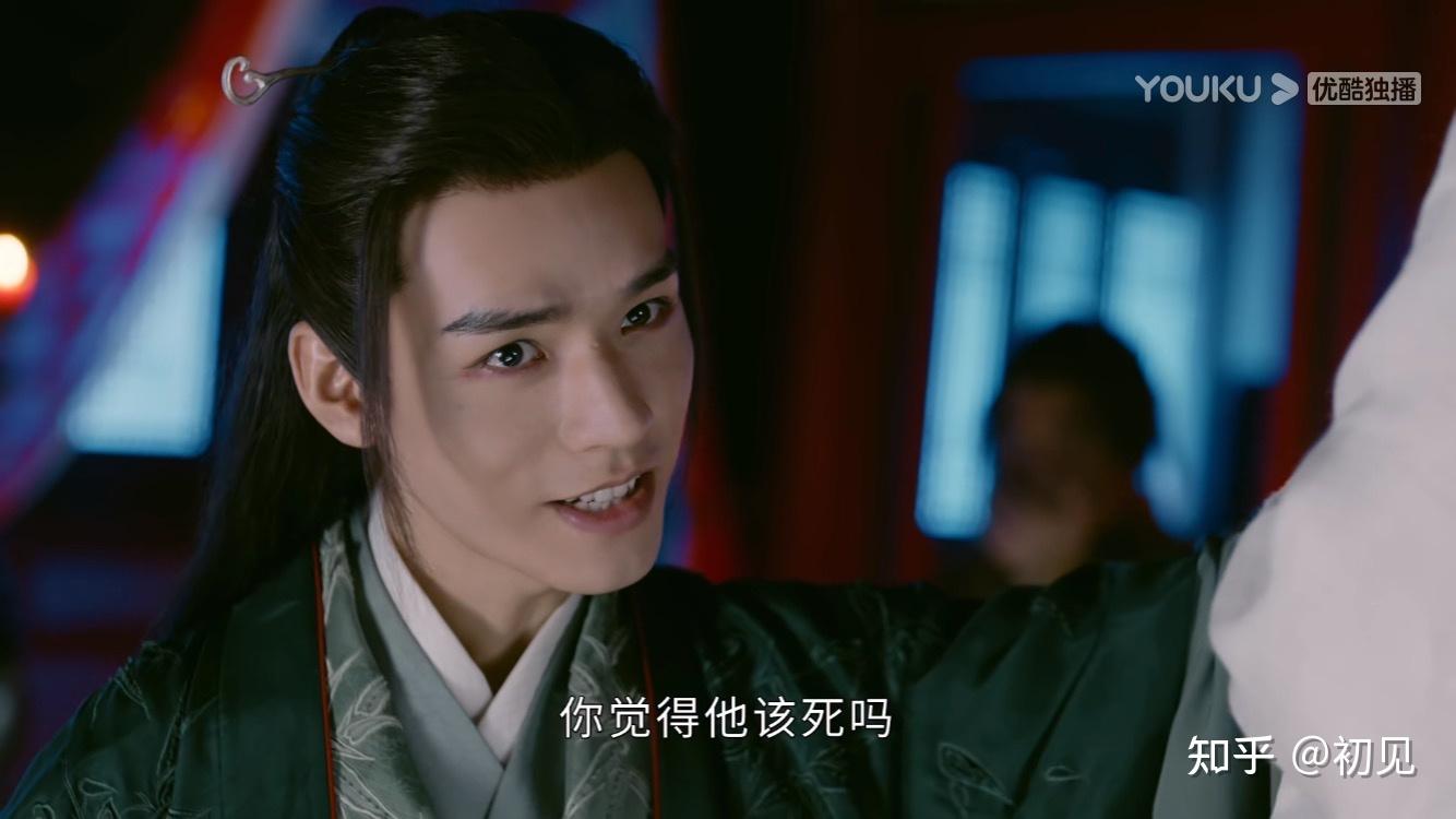 来个温大善人的服装秀吧