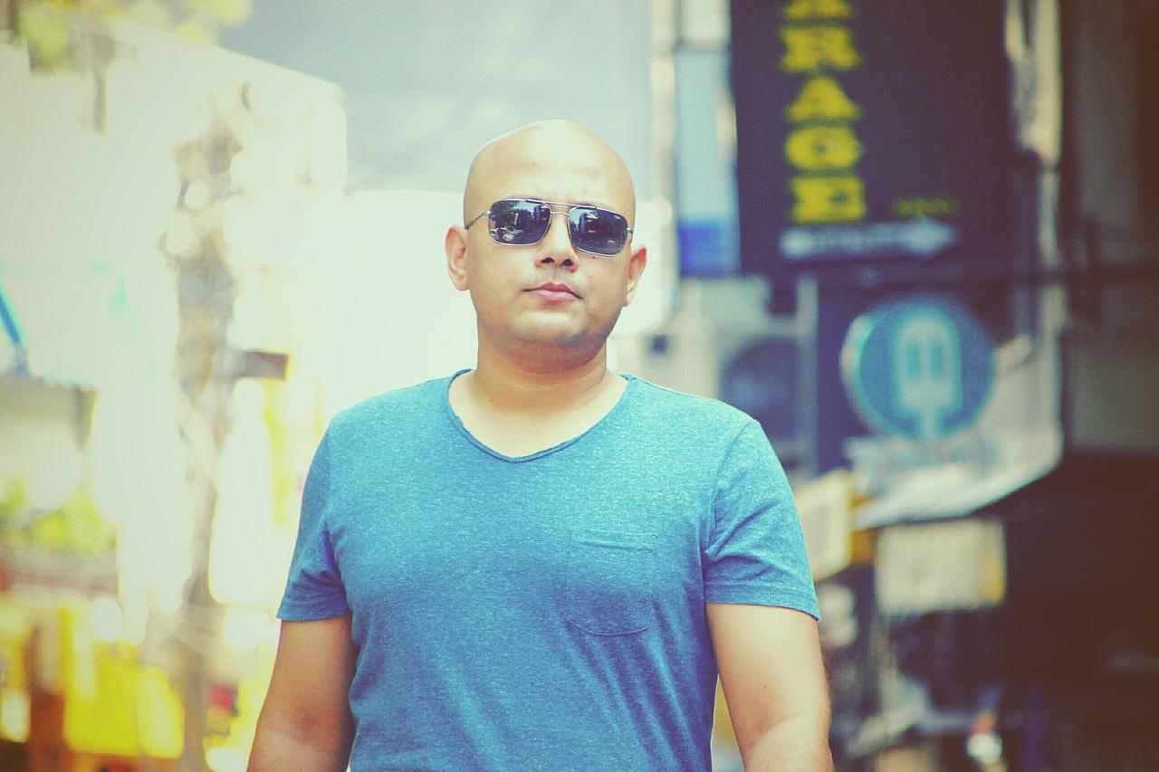 2. 画眉鸟秃顶治疗