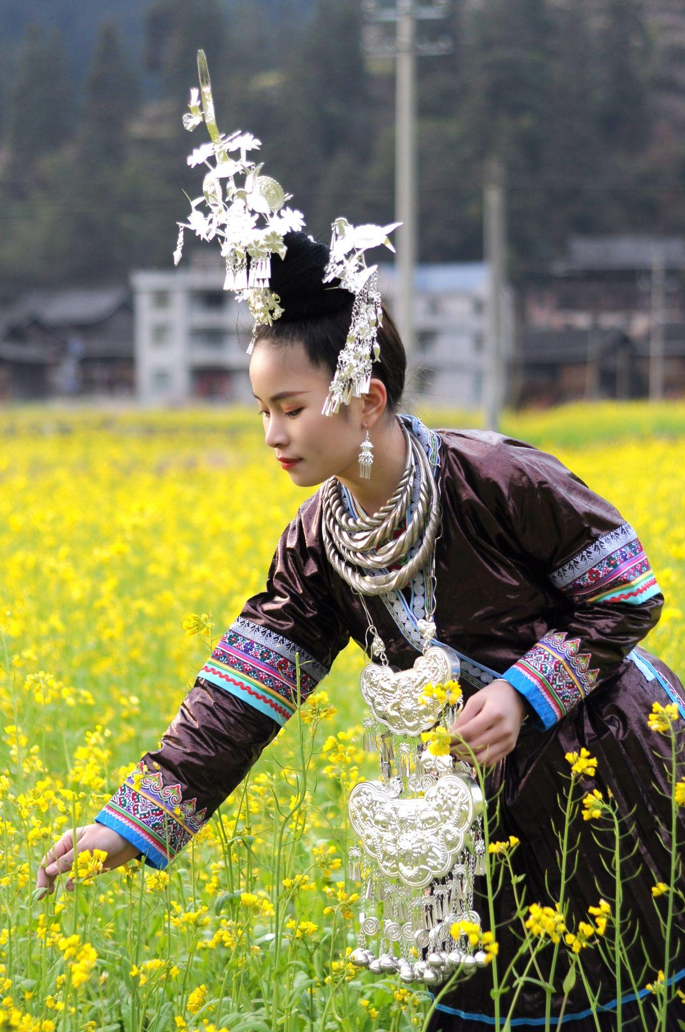 侗乡黎平|春天最美的情话,我在油菜花海里等你
