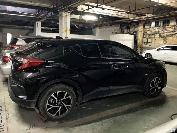 魅力十足喜提黑色领先丰田chr分享一下