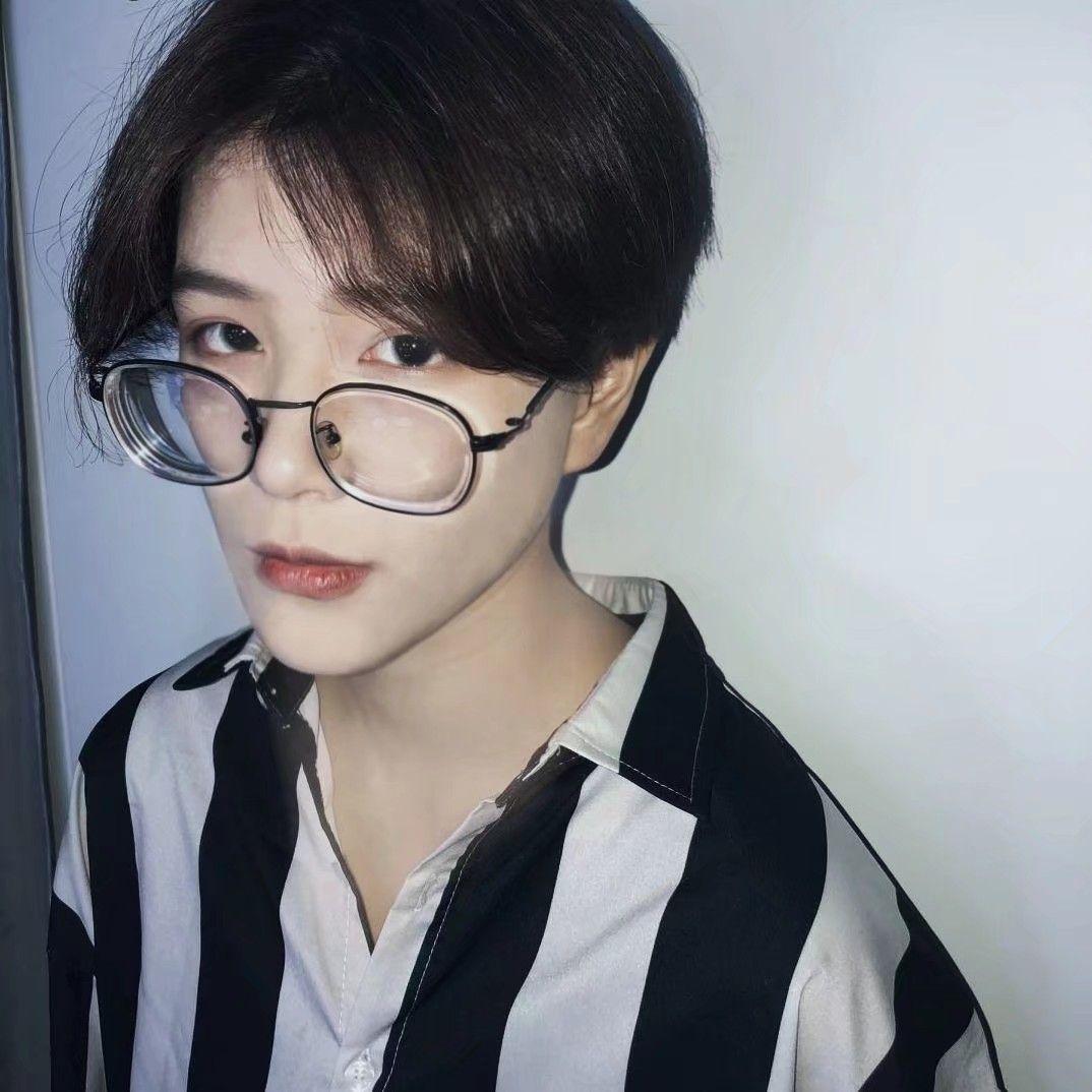 你身边有没有特别帅的女生帅炸天的那种