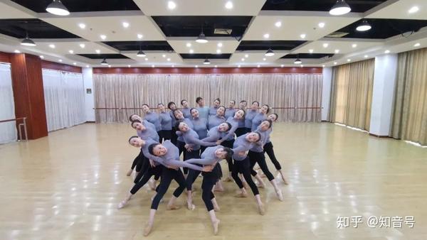 全新出发师舞堂华彩中国舞师资培训班开班了