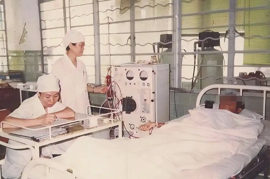 （病床在个张是昌）