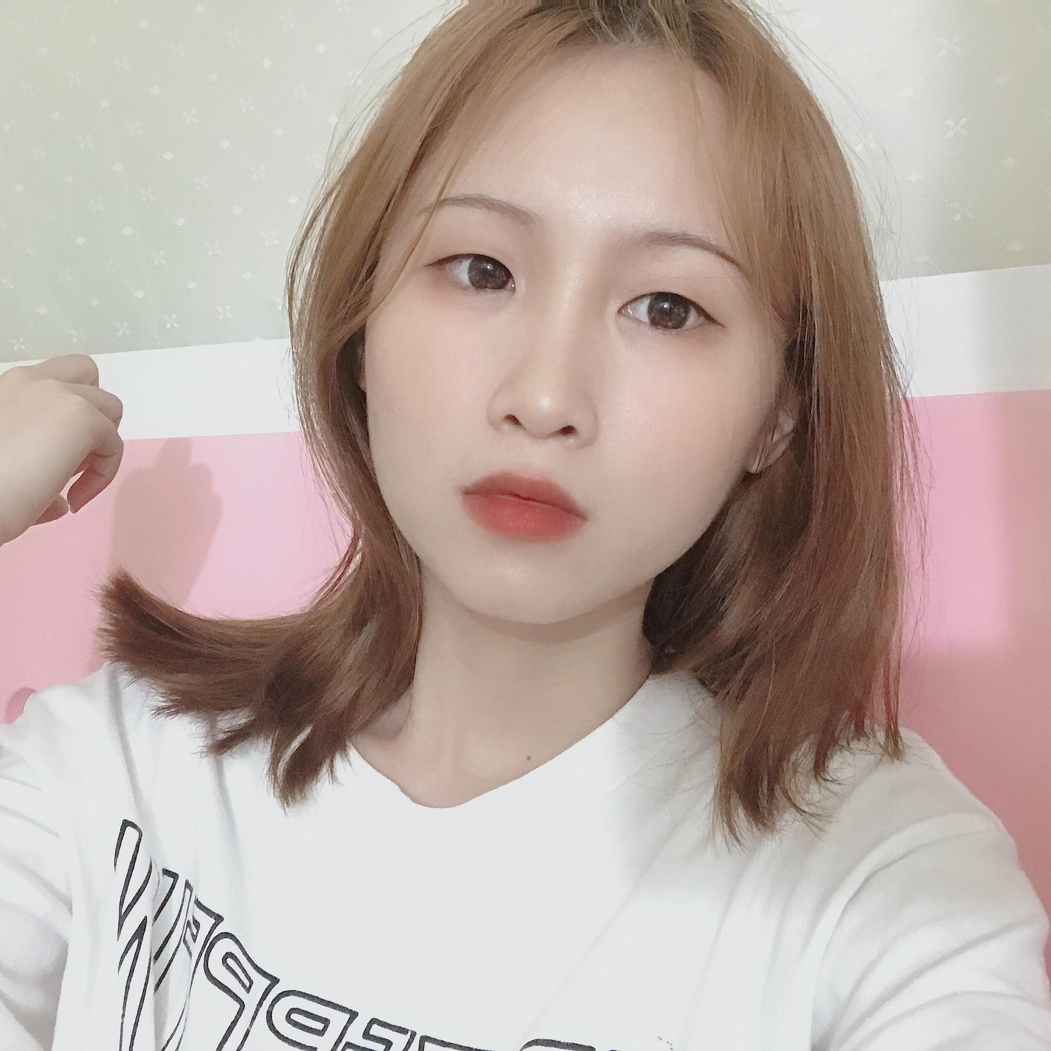 小眼睛的女生怎么样才能很好看? - 知乎