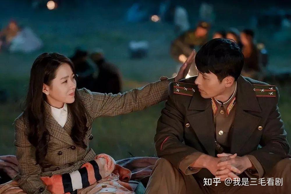 韩剧推荐tvn播出的爱情故事电视剧爱的迫降由玄彬和孙艺珍担任主演