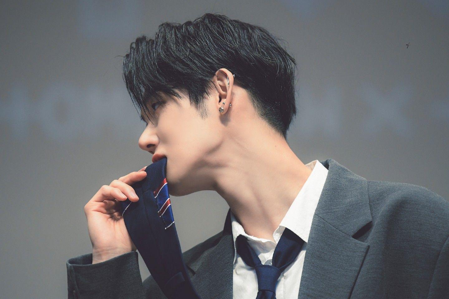 求:大家有没有txt崔然竣的美图啊? - 知乎