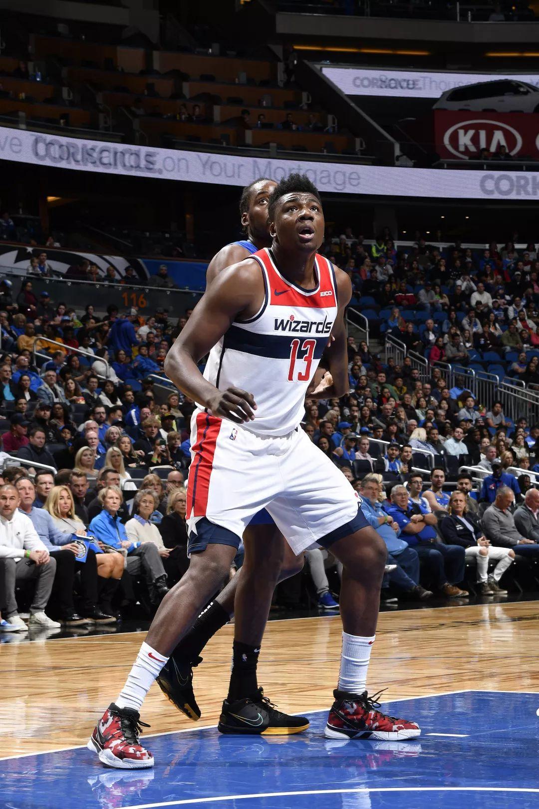 篮网双星我们终于可以不穿签名鞋了