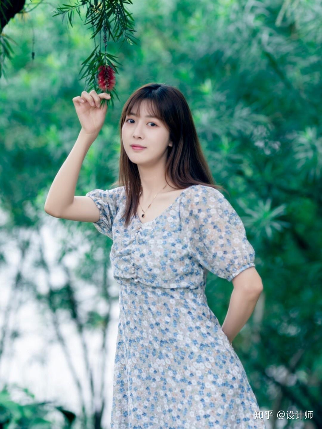 优雅女生如何拍照8个简单姿势学一学就能拍出自然优雅美