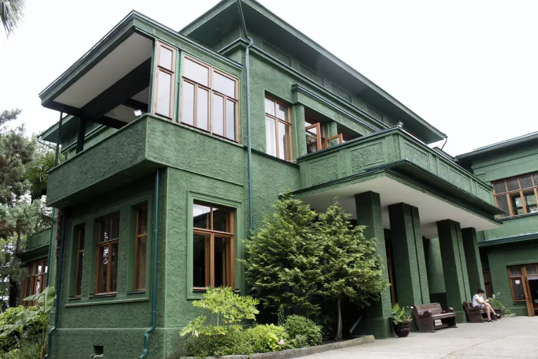 都是白送,苏联干部和群众的住房差在哪儿? - 知乎