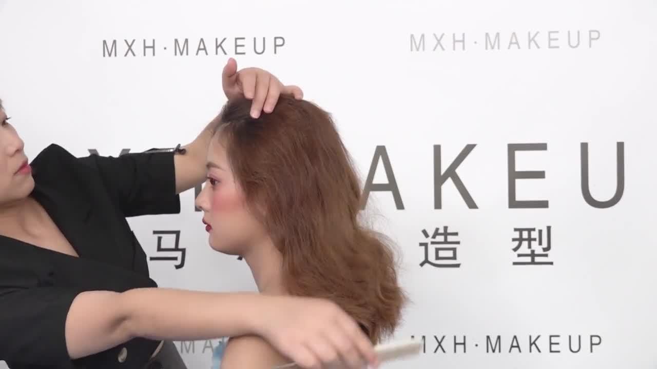 竟然敢在盖聂面前提蓉姑娘不知道这是他一辈子的伤吗