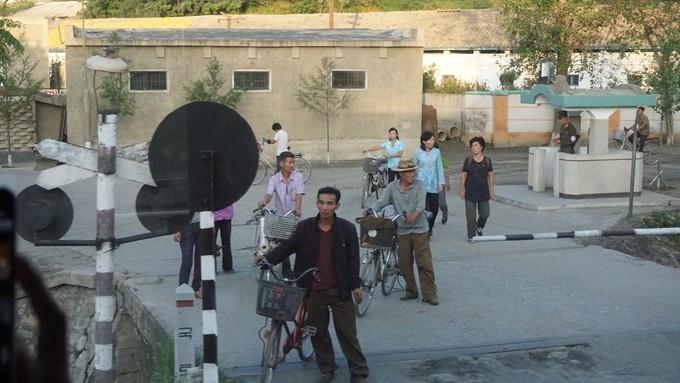 北朝鲜的四天三夜:穿越时间的地平线,告别异乡的“陌路人”