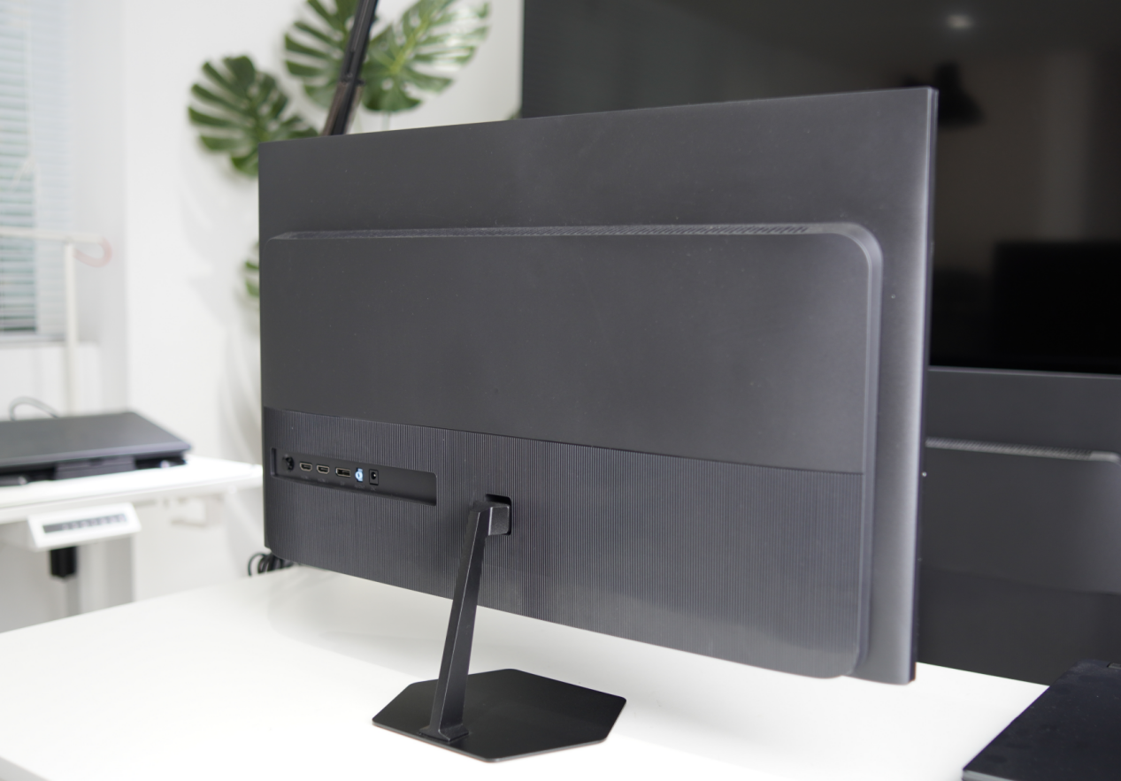 一,泰坦军团显示器p27h2r开箱和产品外观