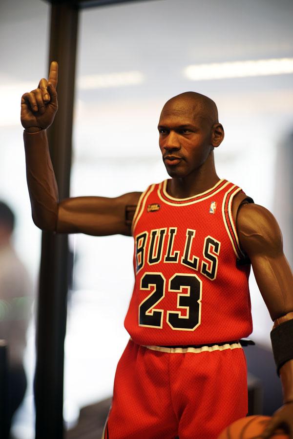 永远的23号飞人乔丹,45度最爱的运动是篮球.