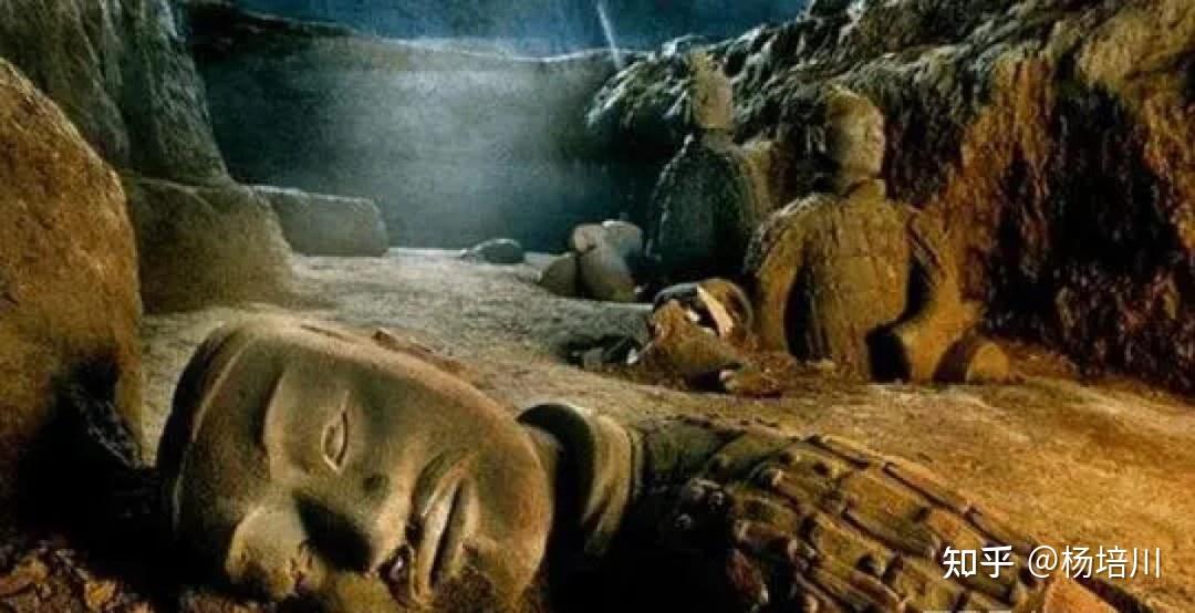 古代殉葬时,是把活人弄死殉葬还是直接活生生直接殉葬?当时人们时兴活人殉葬都啥感受? - 知乎