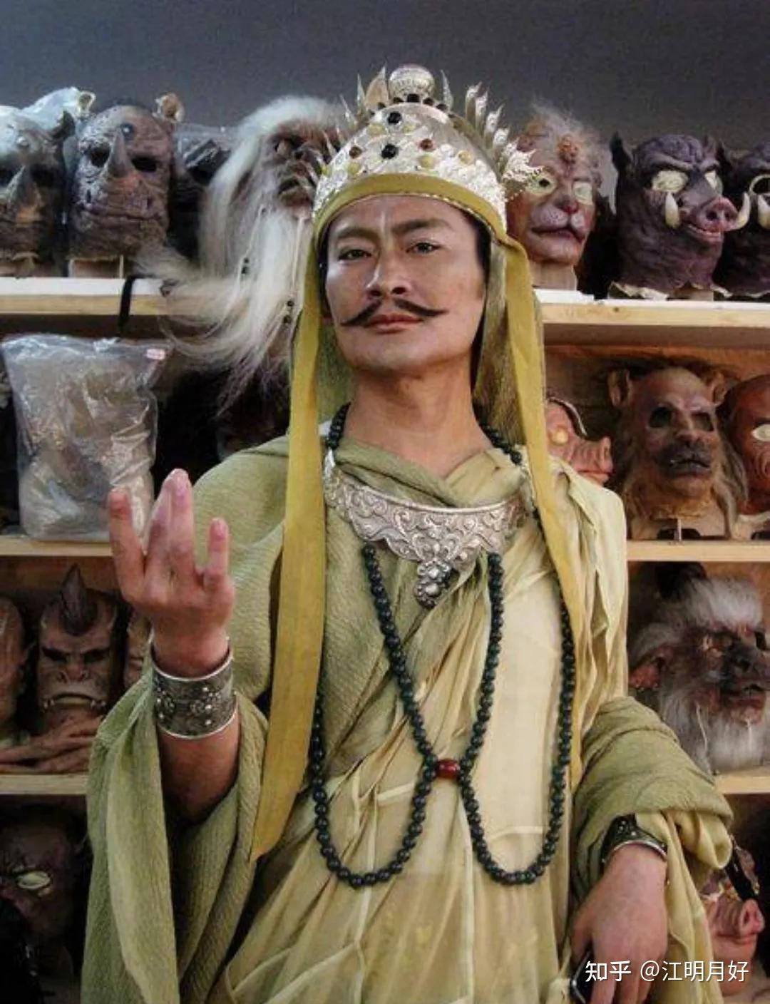 西游记里照妖镜首次现身是在二郎真君带领梅山兄弟擒拿孙悟空的那场