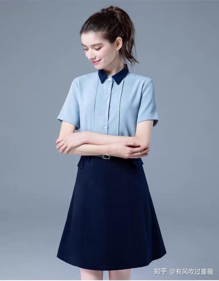 女生夏天参加公务员或事业单位面试一定要穿正装么? - 知乎