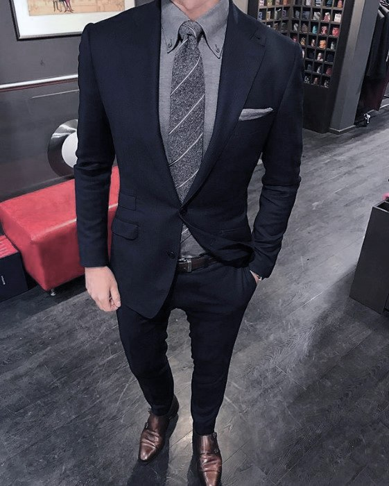 灰色领带适合搭配什么颜色的衬衫? - 知乎