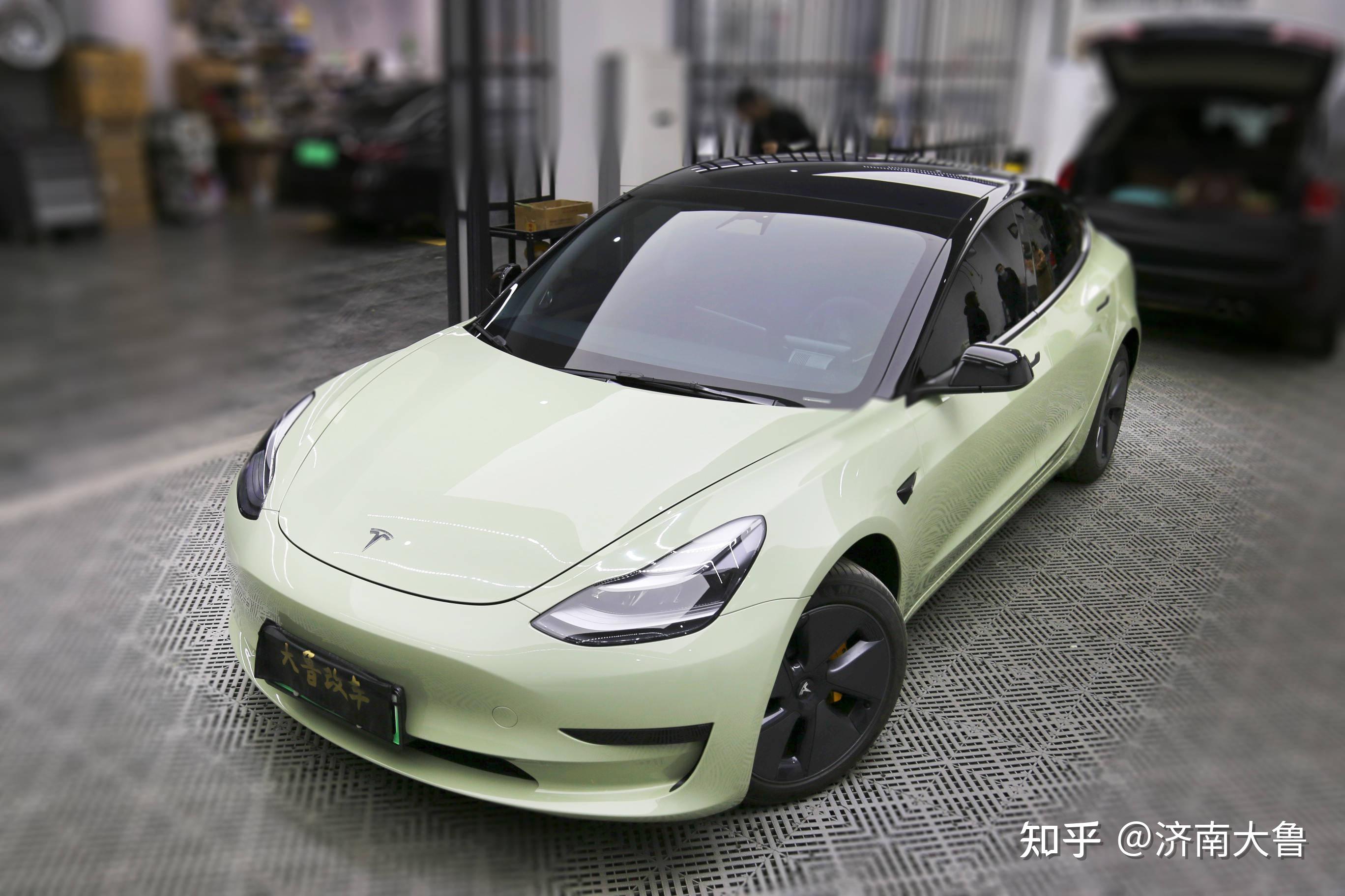 特斯拉model3升级全车改色卡其绿电吸门电动前备箱屏幕旋转氛围灯旋转