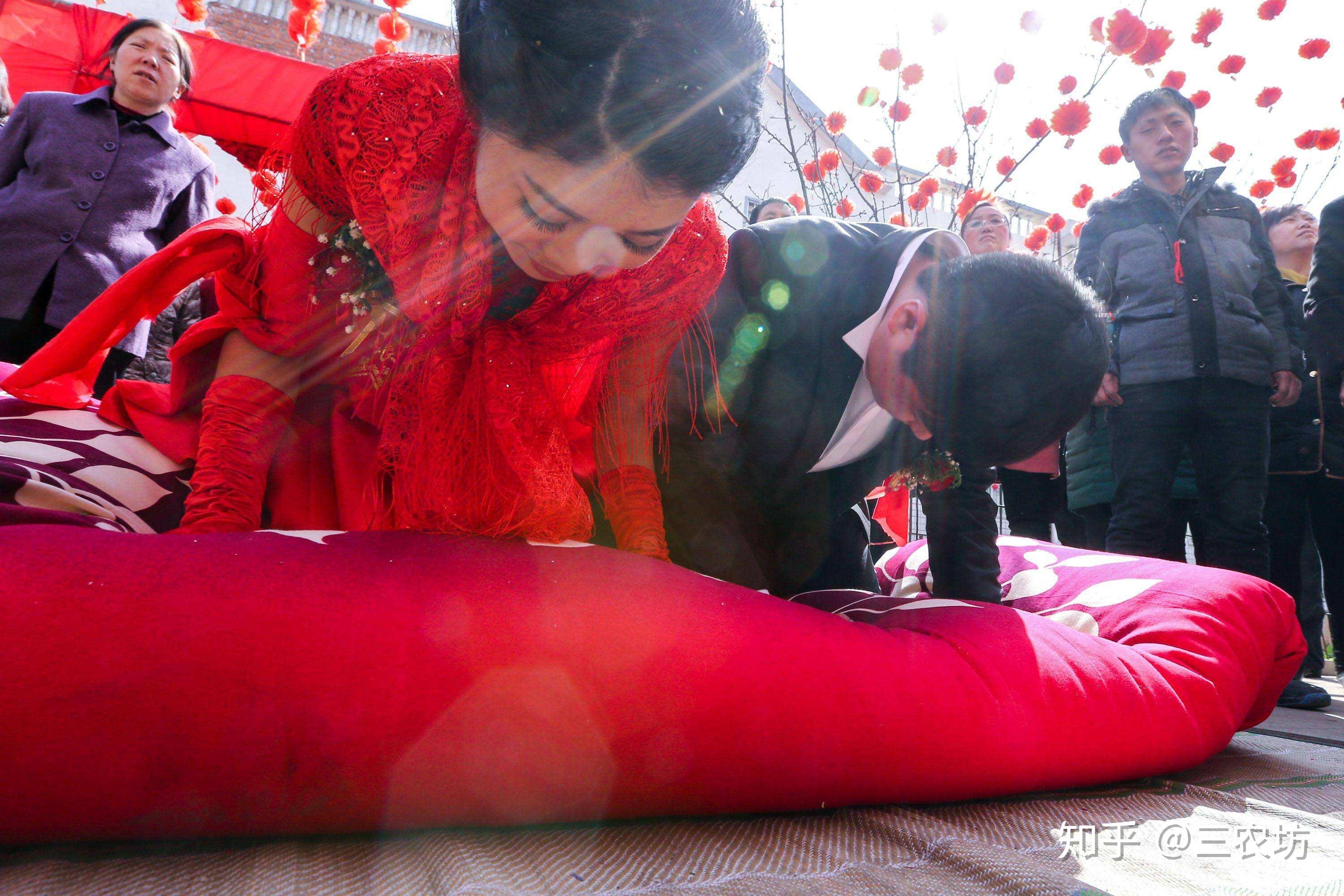 又过一年农村相亲荒重现女孩纷纷拒绝下嫁谁买单