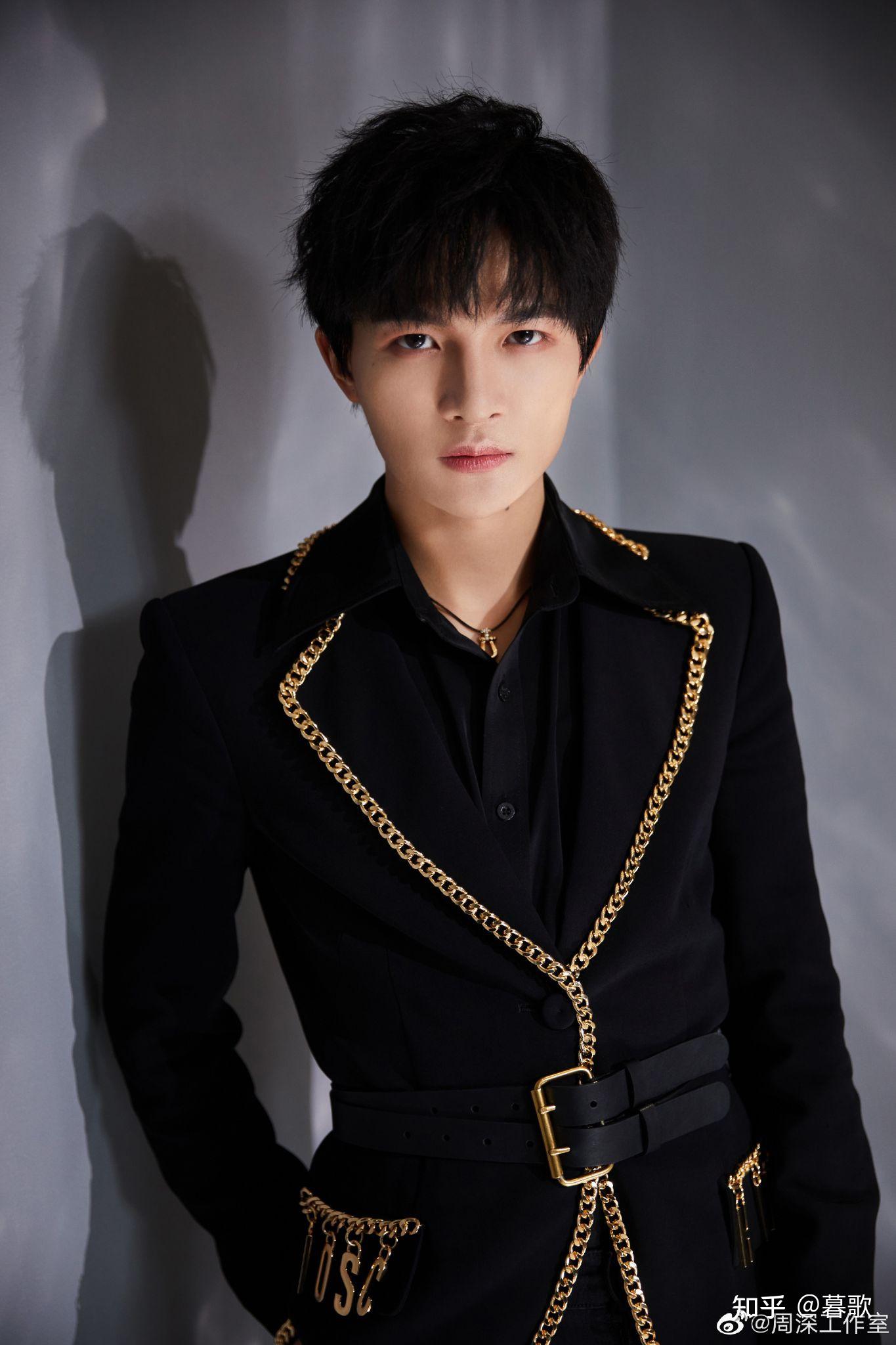 如何评价周深在《创造营 2021》决赛中表演的《champions》? - 知乎