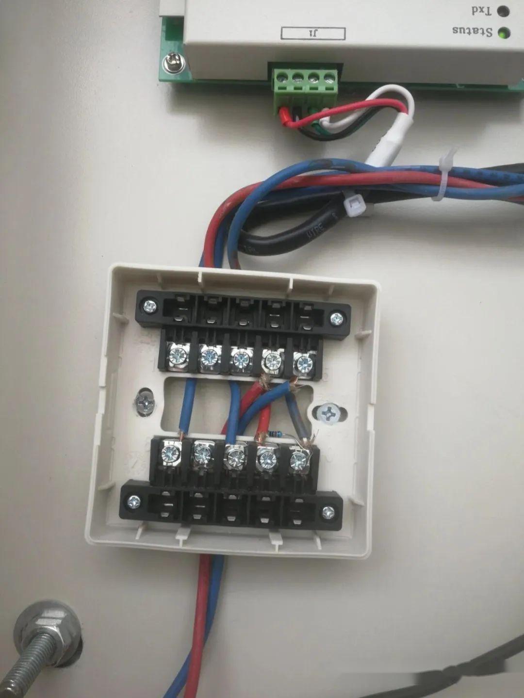 由应急照明控制器,应急照明集中电源,集中电源集中控制型消防应急灯具