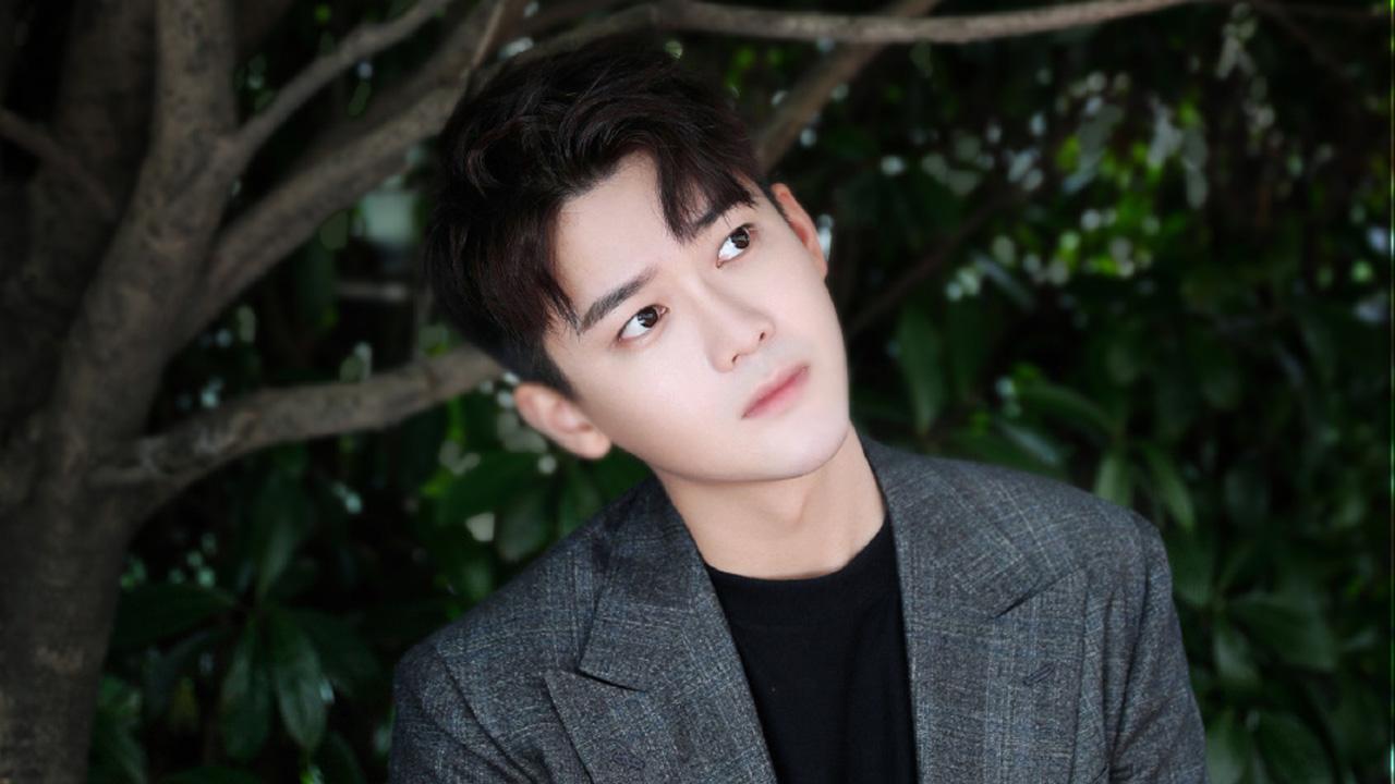 熊梓淇耍酷卖萌一个都不能少带你见识一个不一样的国民老公