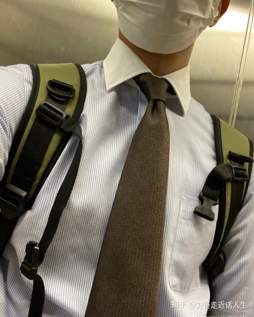 听说有人喜欢西装皮鞋帅哥 - 知乎