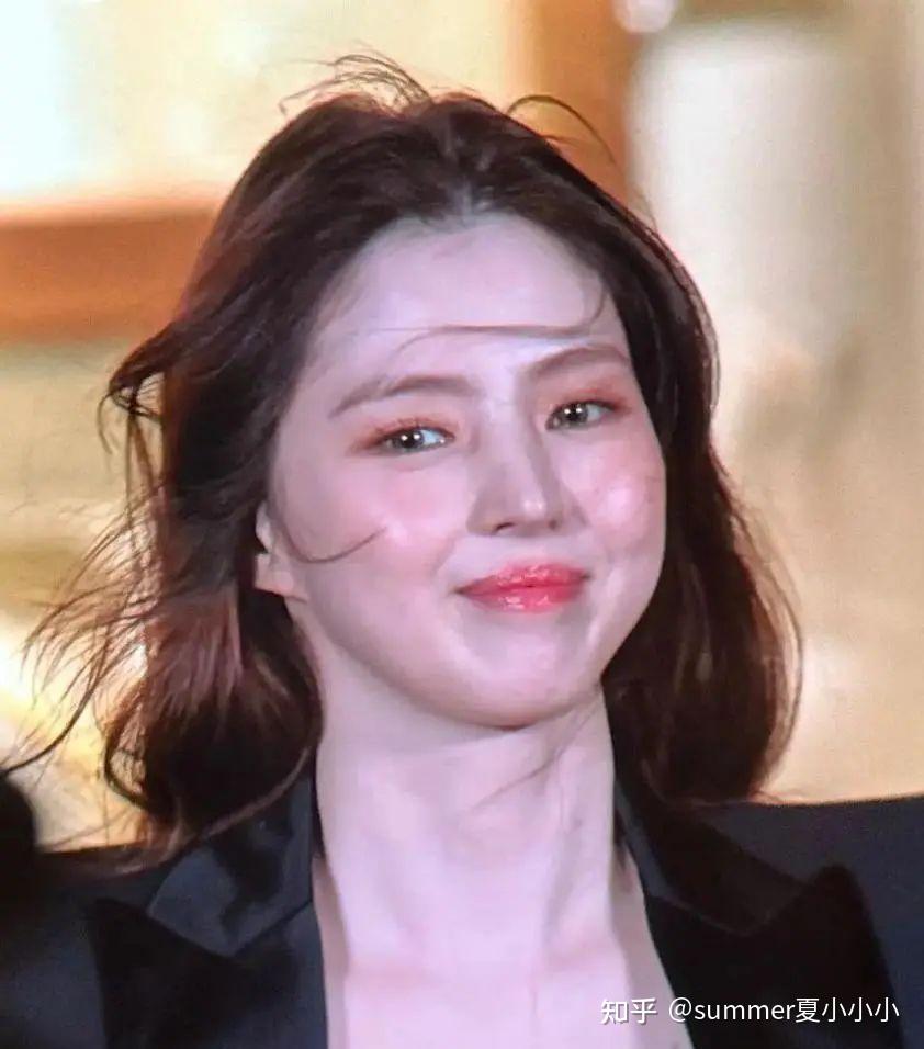 韩素希因为丑男破防发疯情绪不稳的女生都有啥特点