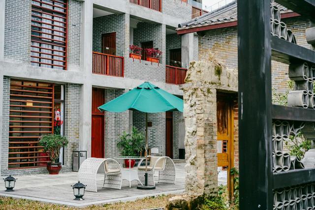 吴乡石屋酒店,用碉楼打造的山间民宿