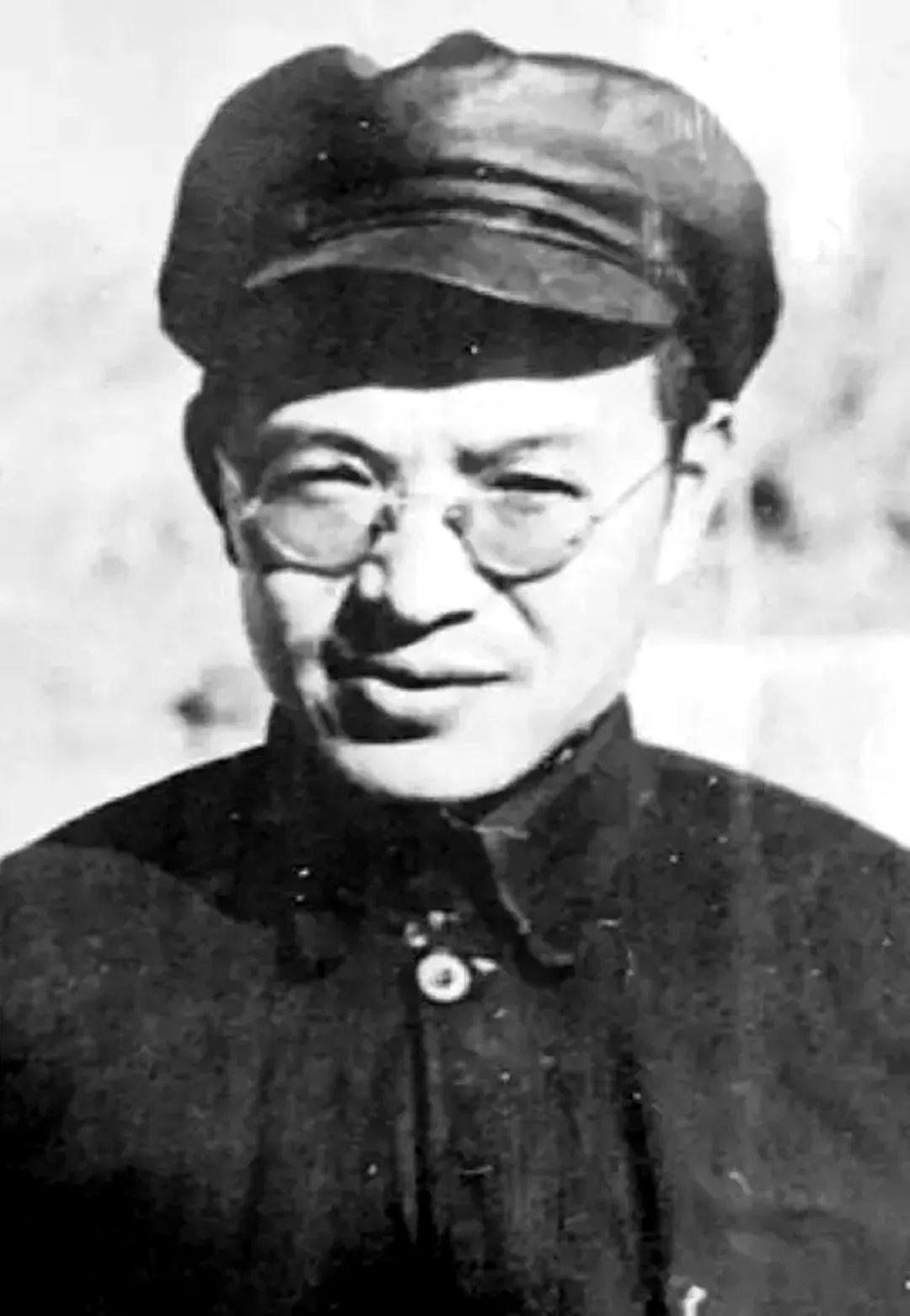 毛主席:怎么不找爱人?刘英:不要!但主席说一人名,刘英顿时不语了 - 知乎