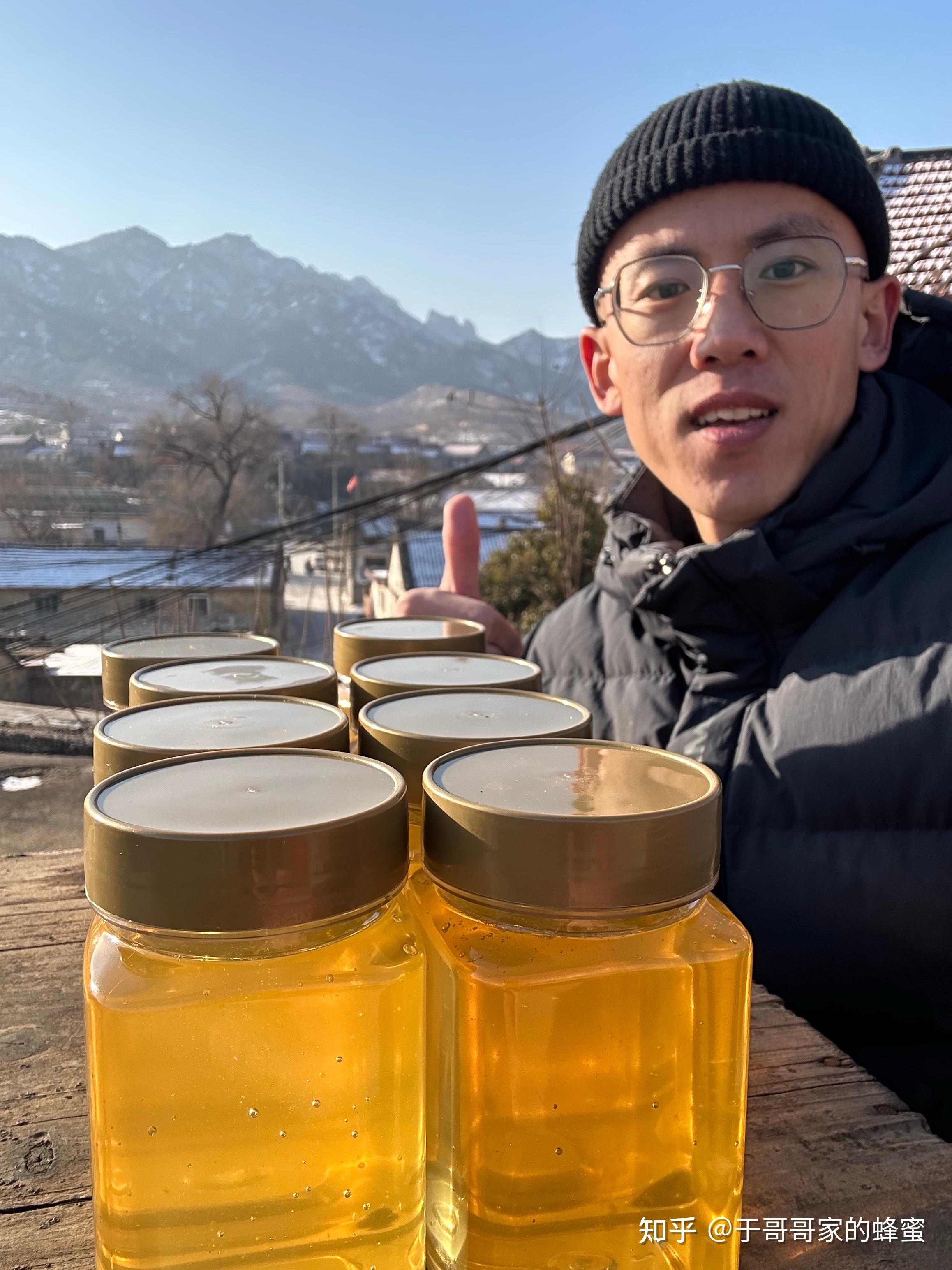 蜂蜜不与什么一起吃(蜂蜜不能与什么在一起吃) 蜂蜜不与什么一起吃(蜂蜜不能与什么在一起吃)