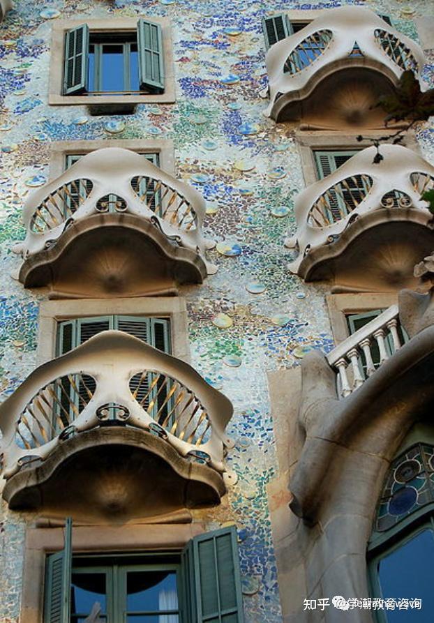 世界现代设计史100位设计师系列04安东尼高迪