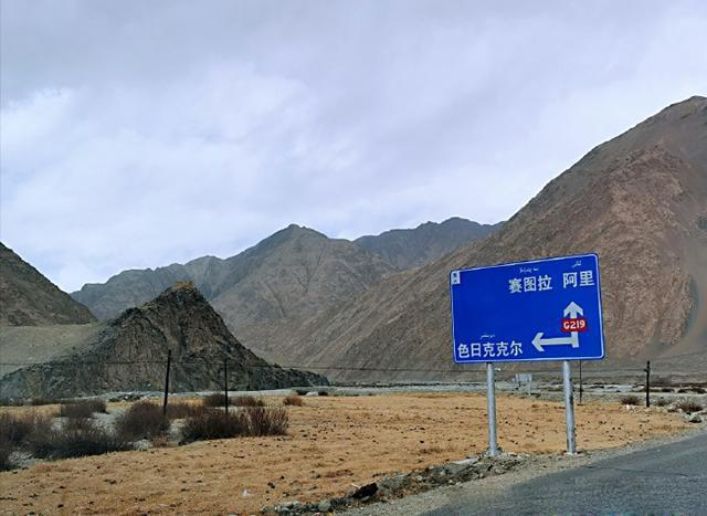 联系但继续守卫边境保家卫国的例子也绝非像唐朝安西军那样是一个个例