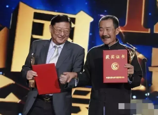 如何评价李雪健的演技?