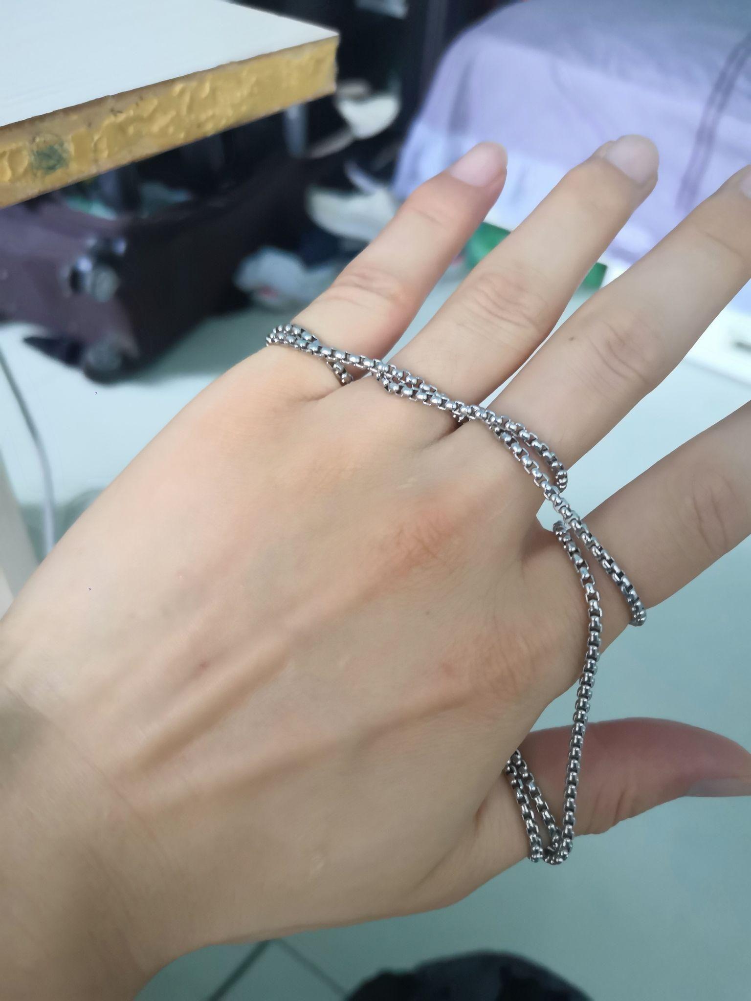 有手好看的男生吗?