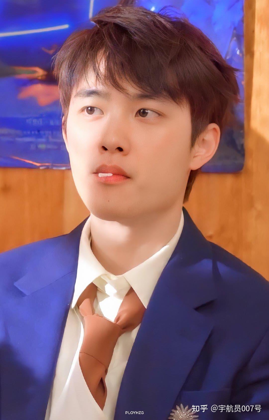 你最喜欢都暻秀的照片是哪张? - 知乎