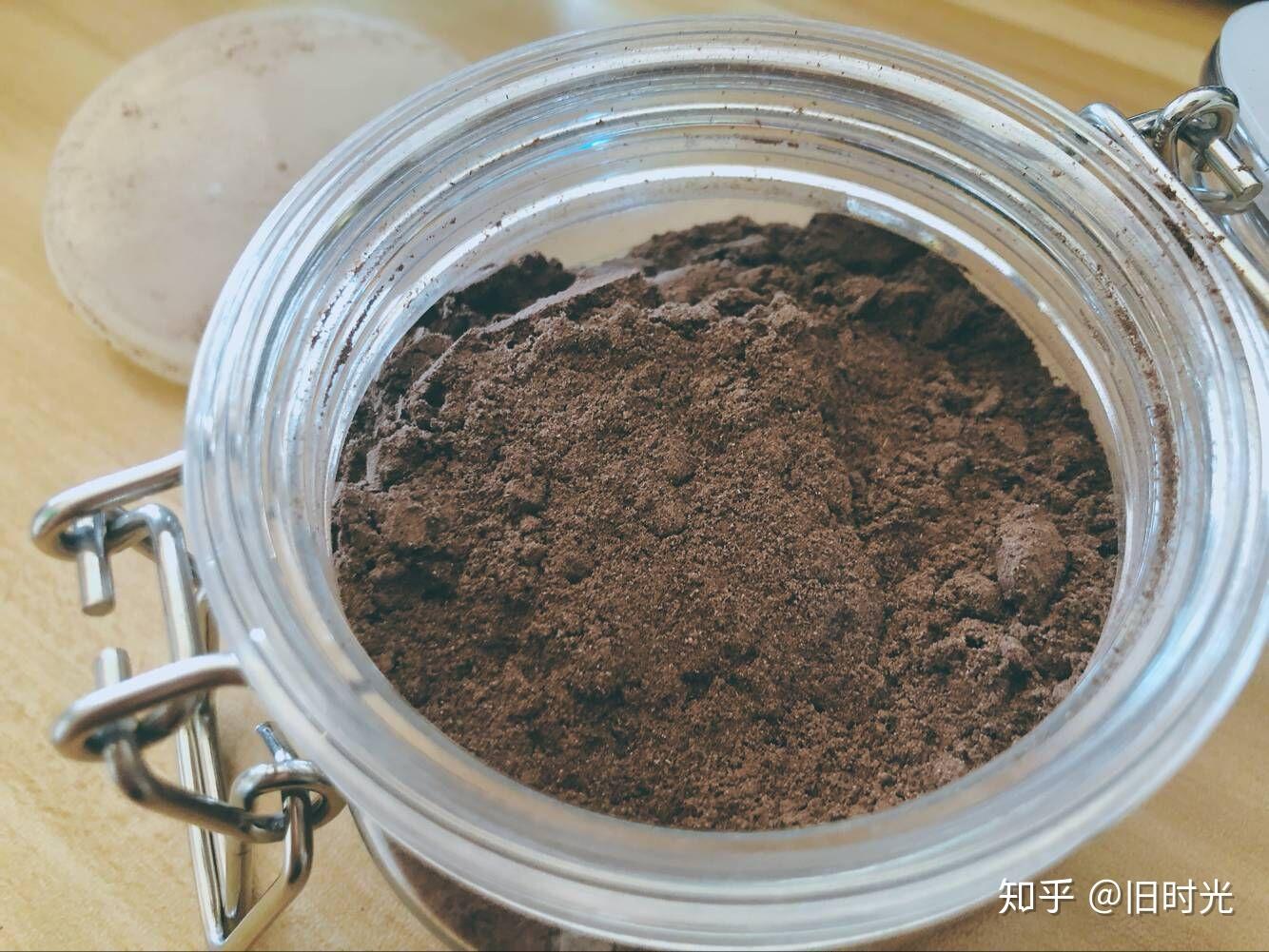 本人18岁女,T字部位常出油,额头脸颊下吧经常