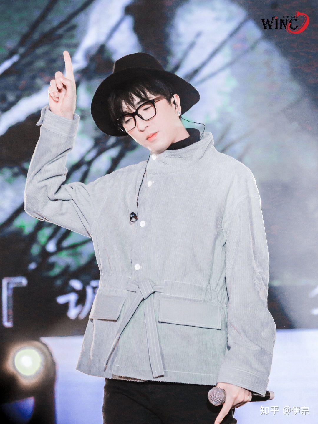 大家手机里到底有多少李常超的美照?