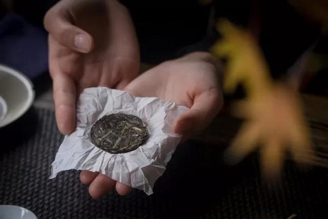 怎么成为网红的大铁粉 v2-f703e06be9faee749c5e6cd8c682c074_r.jpg